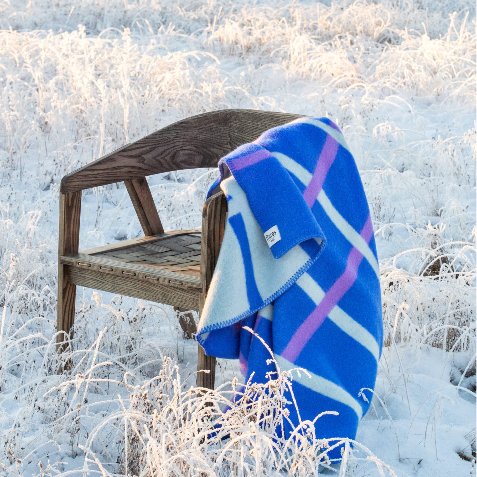 Røros Tweed Knut Wolldecke 135x200 cm Cobalt Blue Lammwolle