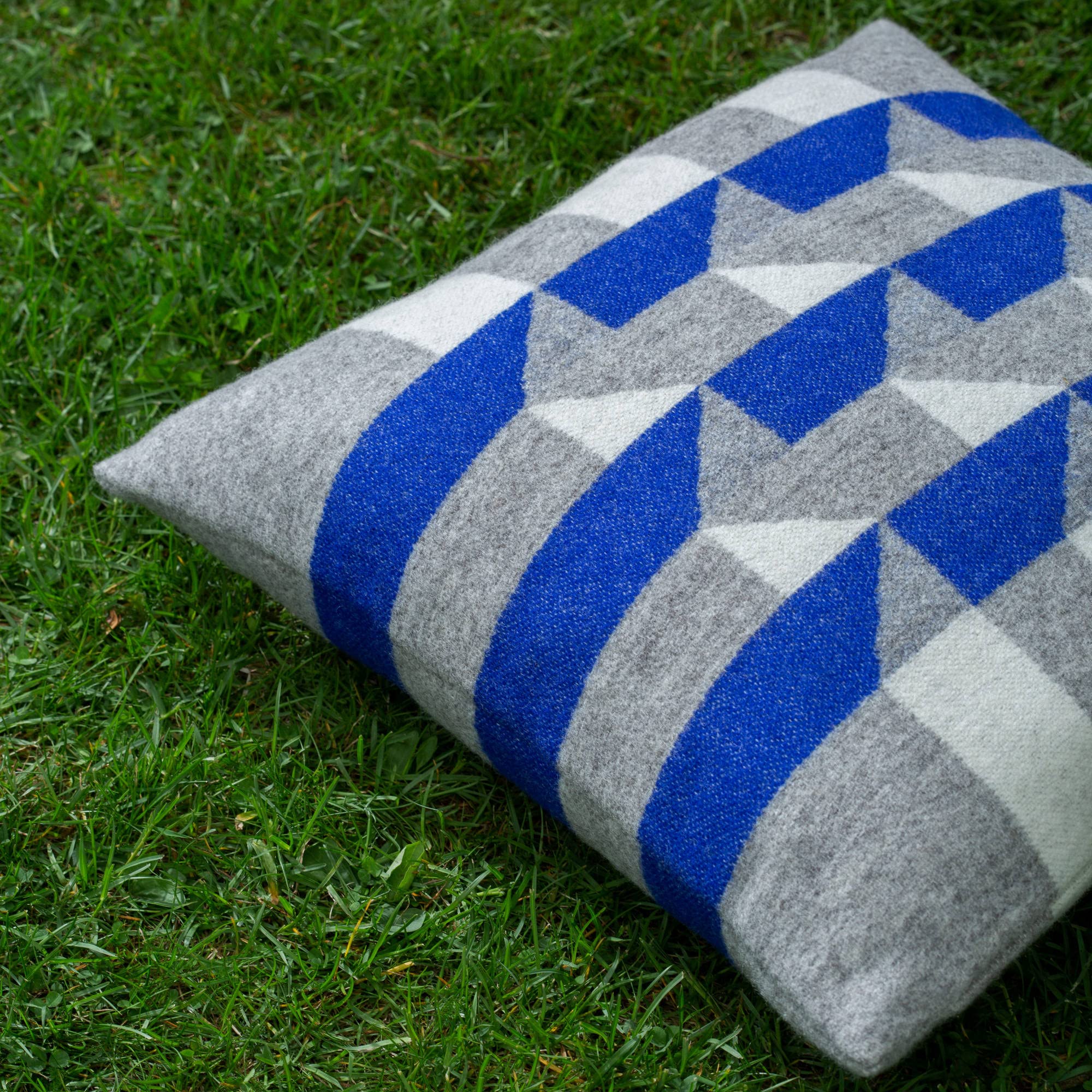 Røros Tweed Kvam Wollkissen 50x50cm Blau 105214 Lammwolle