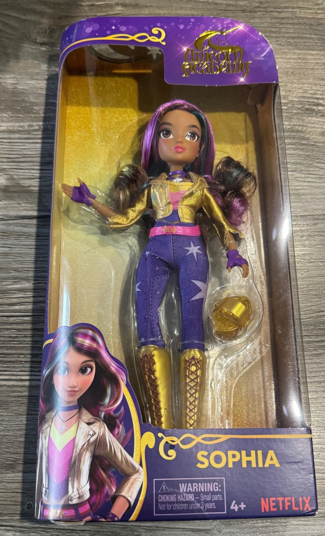 Unicorn Academy Sophia Ankleidepuppe 24 cm mit Zubehör