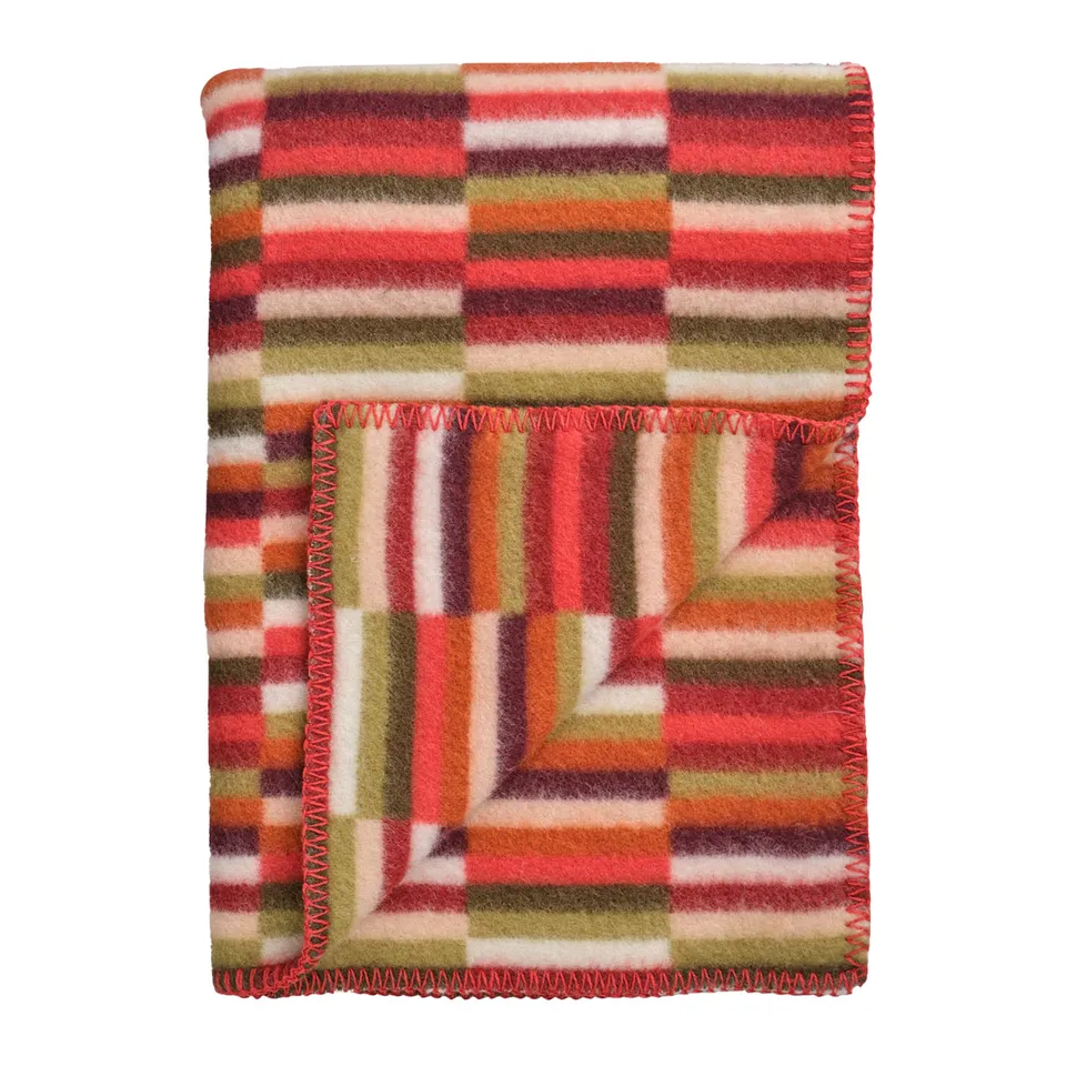 Røros Tweed Ida Wolldecke 135x200 Lammwolle Red Shades