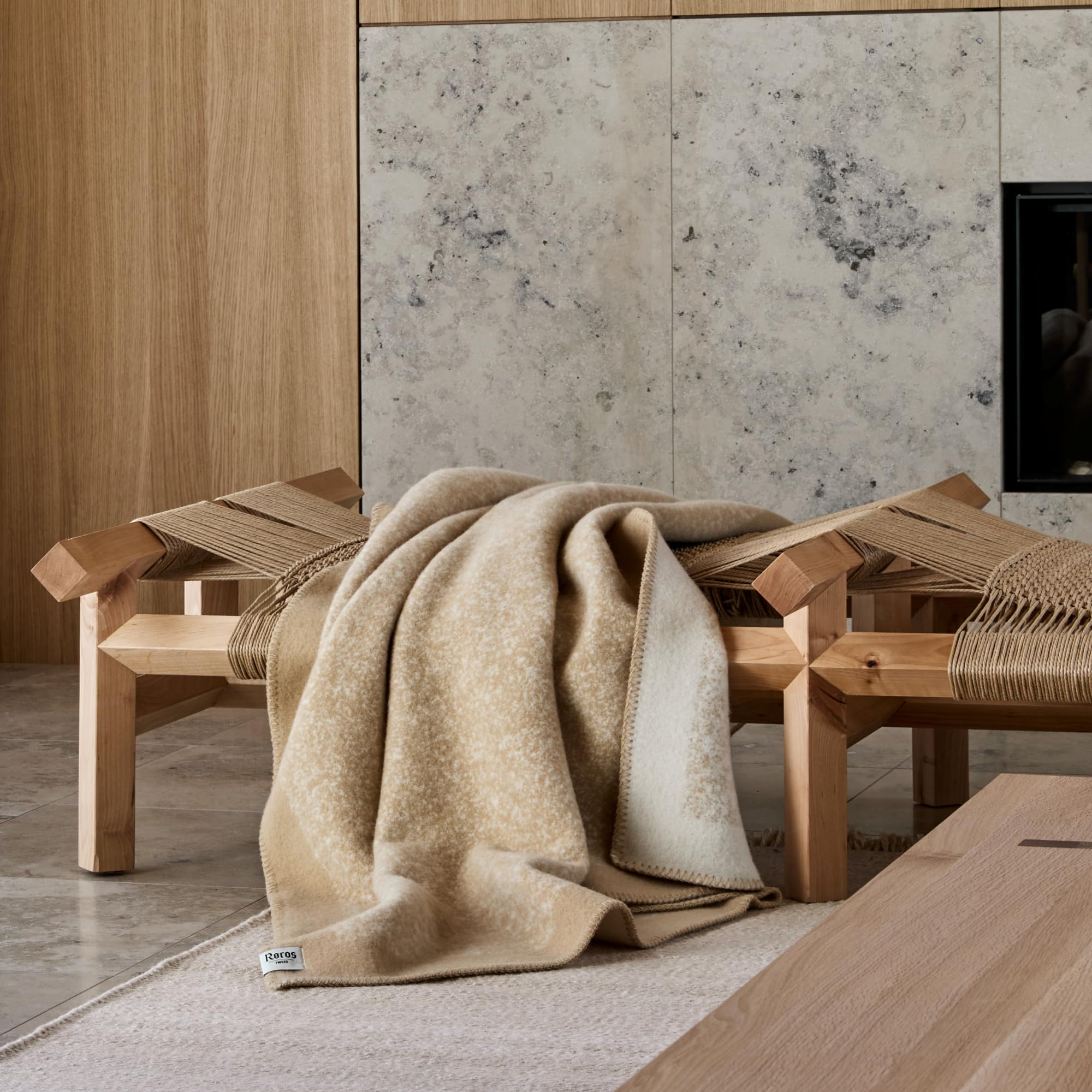 Røros Tweed Mineral Wolldecke 135x200 Sand Lammwolle