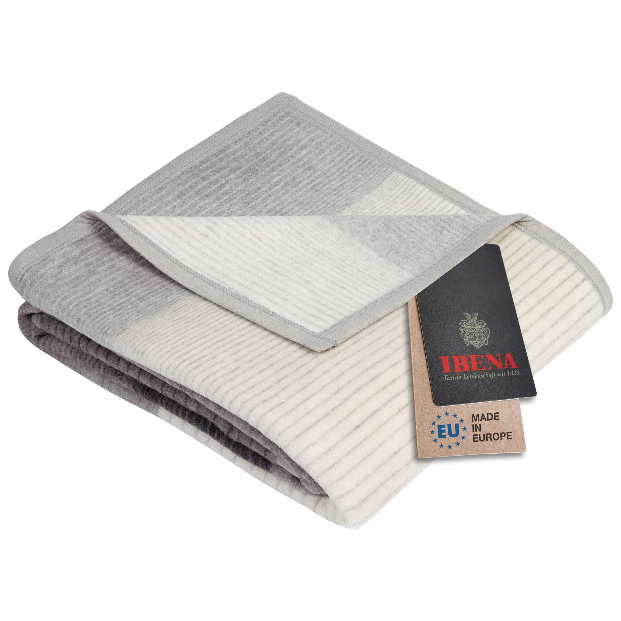 IBENA Granada Kuscheldecke 150x200 Grau Karo Baumwolle