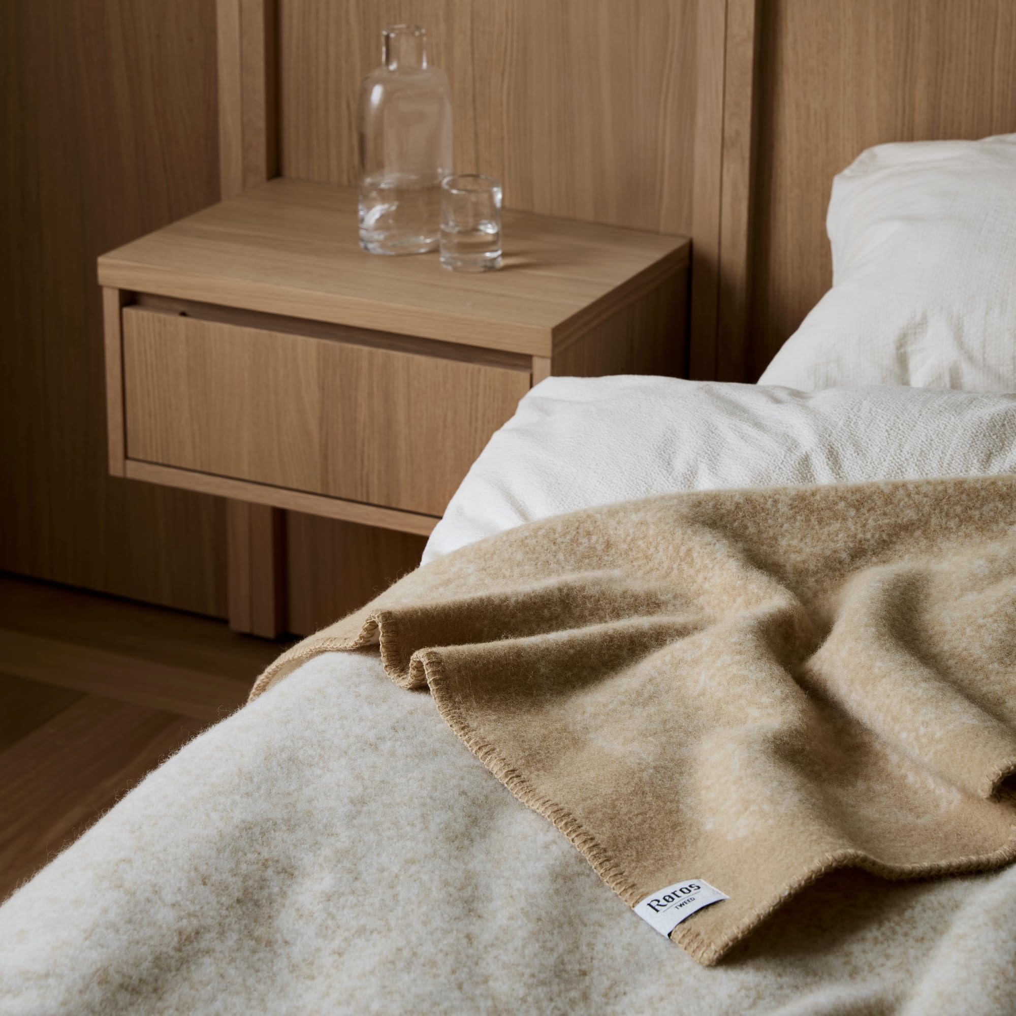 Røros Tweed Mineral Wolldecke 135x200 Sand Lammwolle