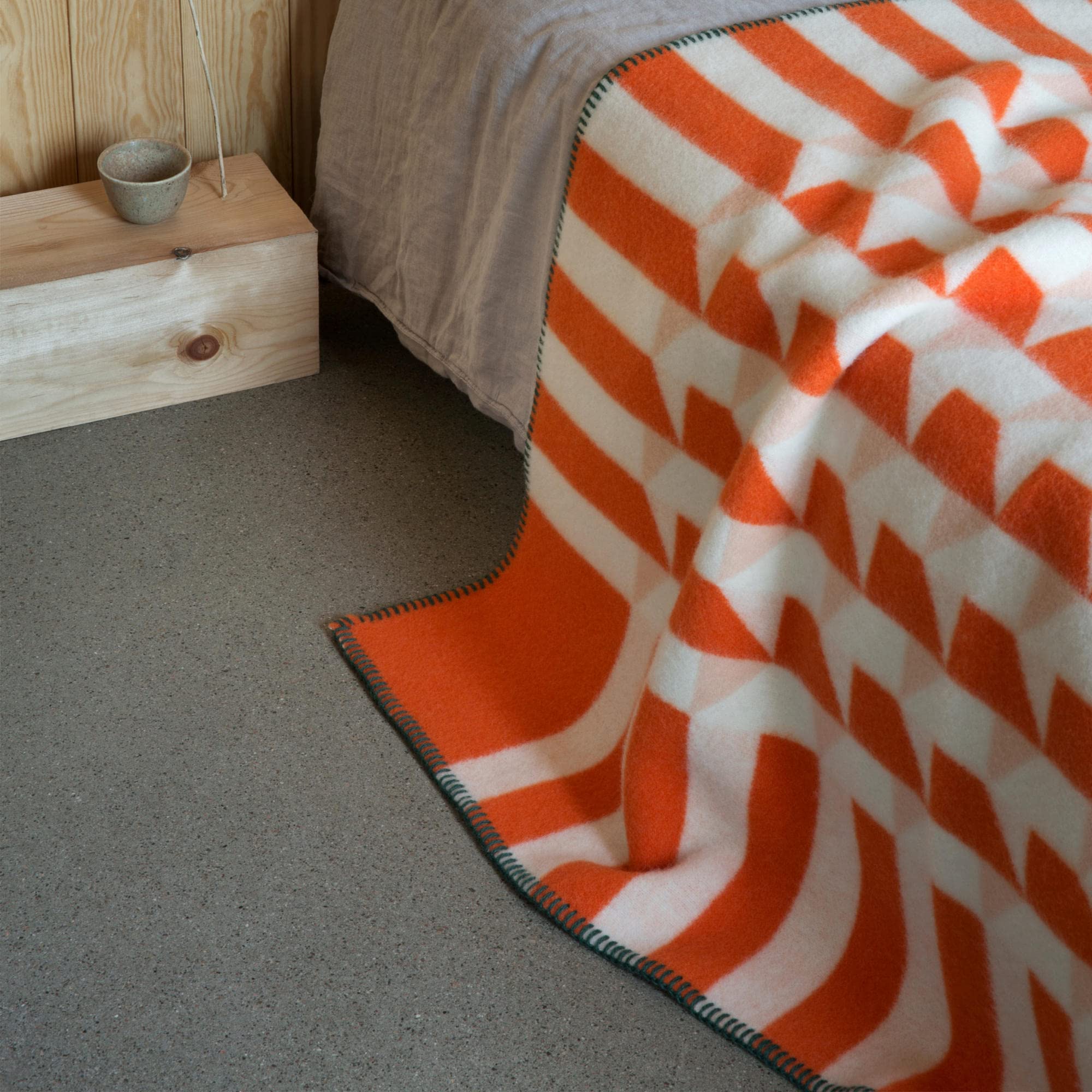 Røros Tweed Kvam Wolldecke 135x200 Orange Lammwolle