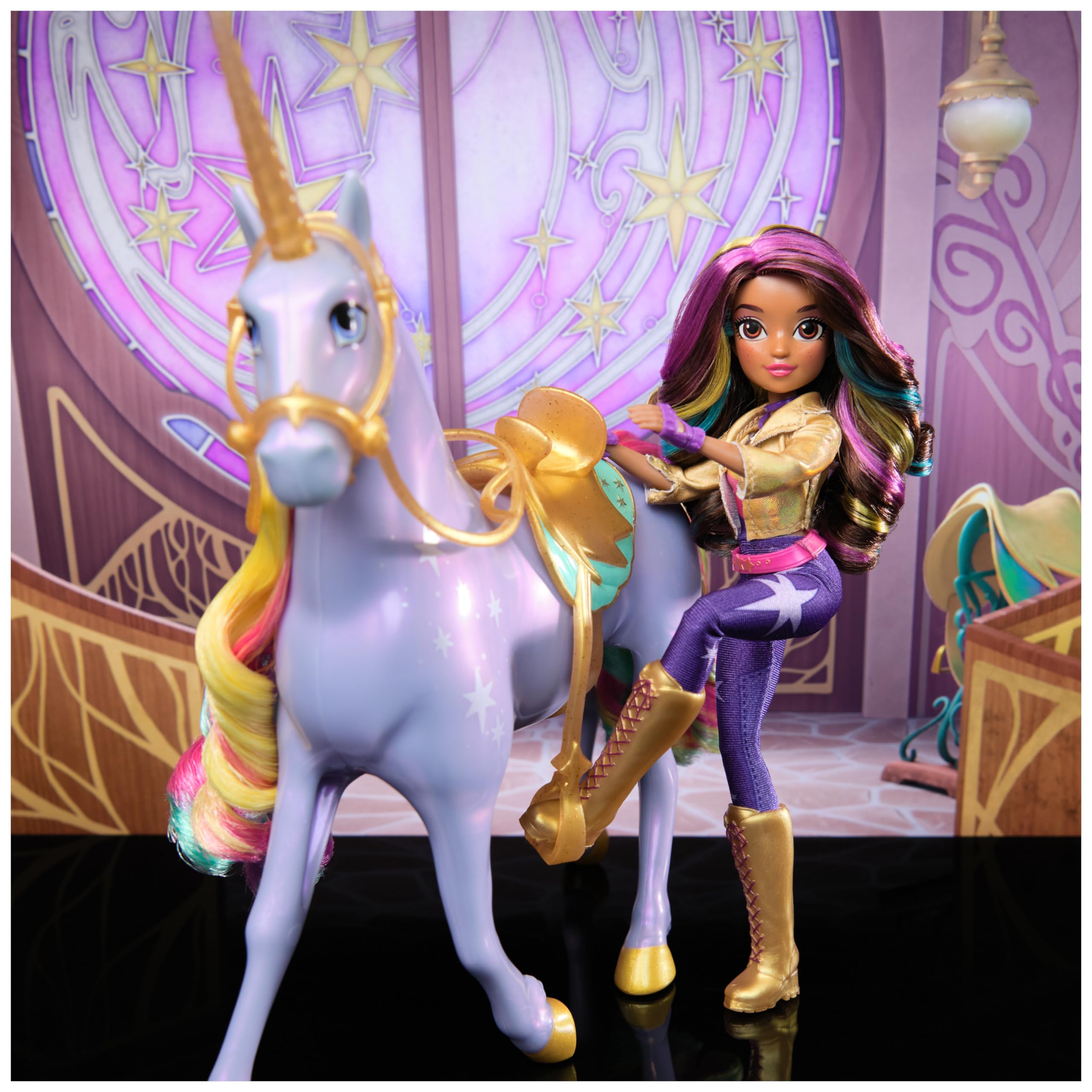 Unicorn Academy Sophia Ankleidepuppe 24 cm mit Zubehör
