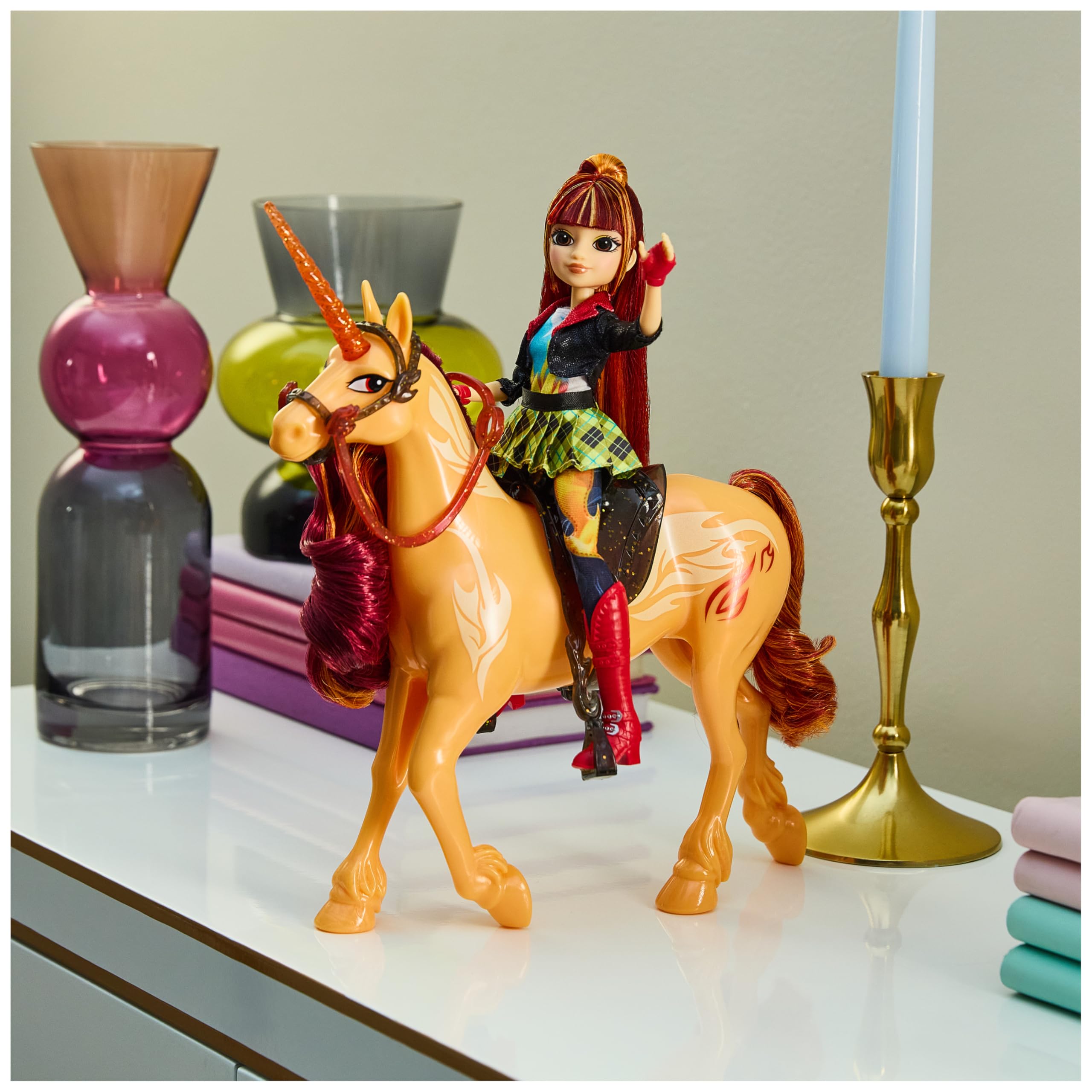 Unicorn Academy Cinder Einhorn 28cm mit Sattel Bürste